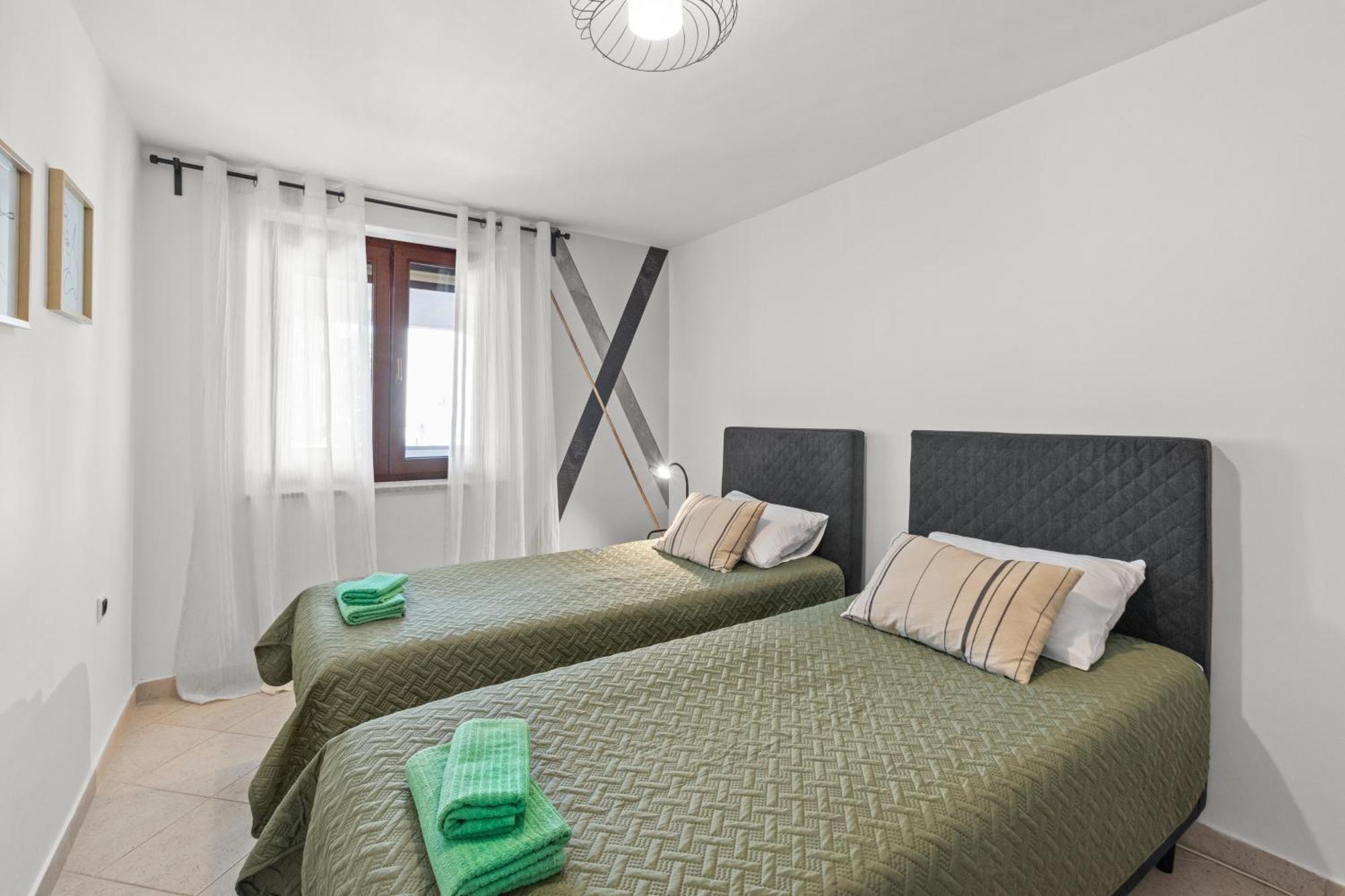 Frama Porec - *