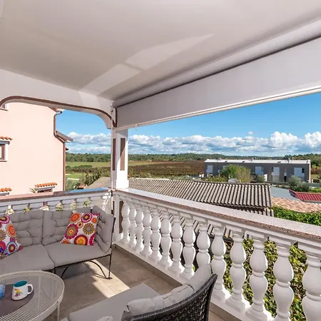 Apartments Frama Porec - Funtana Exterior photo