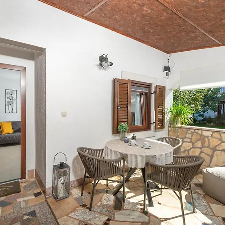 Apartments Frama Porec - Funtana Exterior photo