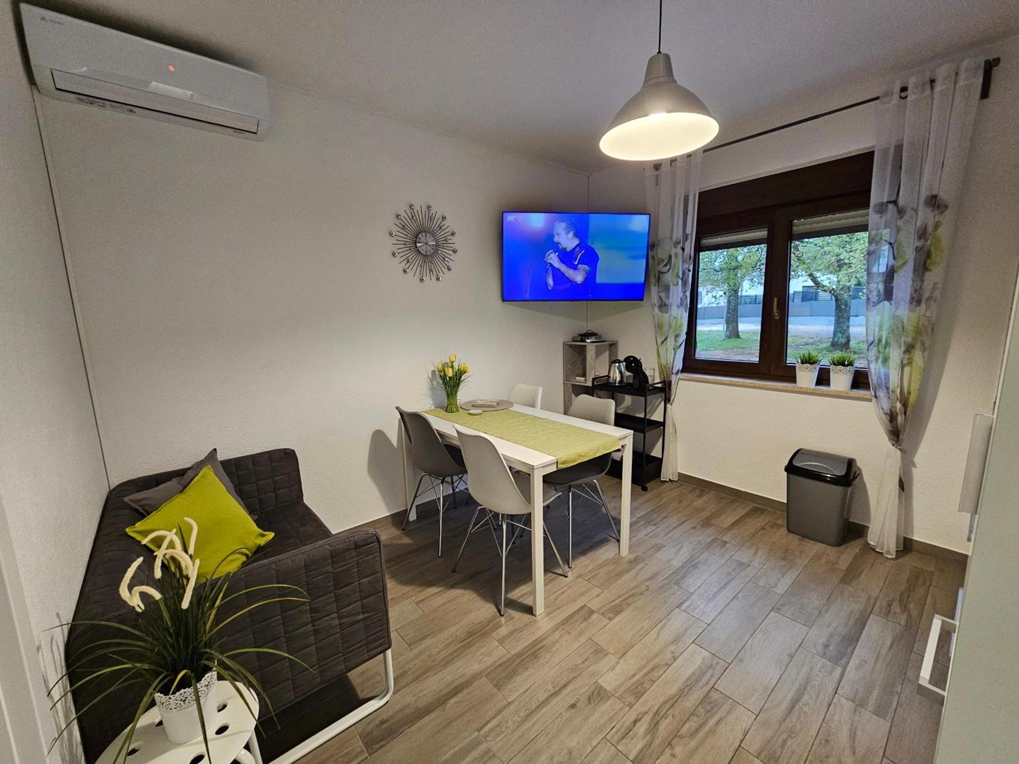 Frama Porec - *